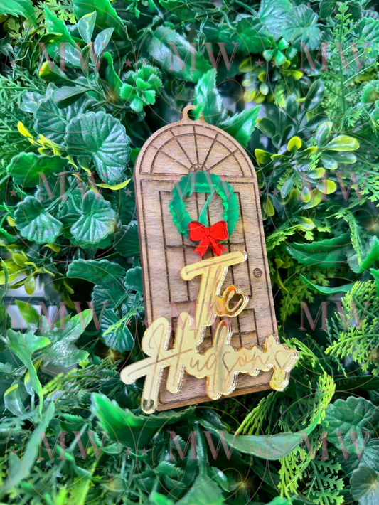 Christmas Surname Door Bauble.